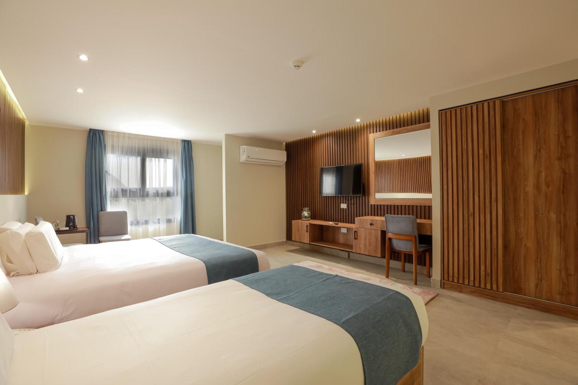 Pyramid Front Hotel Al Kawm al Akhdar Exterior photo